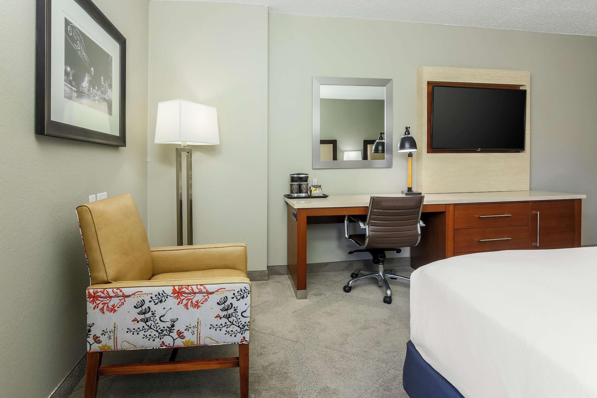 Doubletree By Hilton Austin-University Area Exterior foto